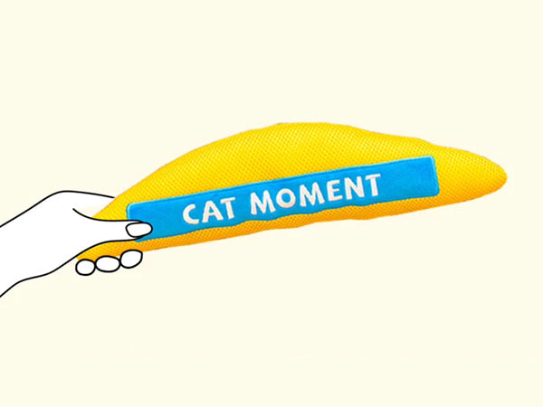 Detachable pillow toy for cat battle play, batting, kicking, and wrestling