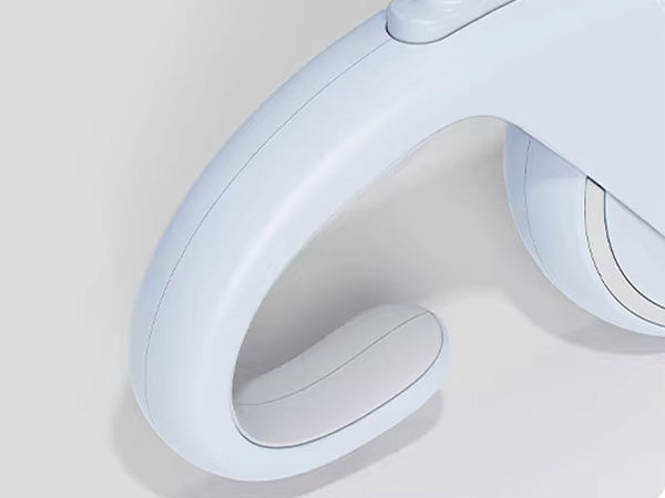 Ergonomic silicone handle designed for comfortable grip